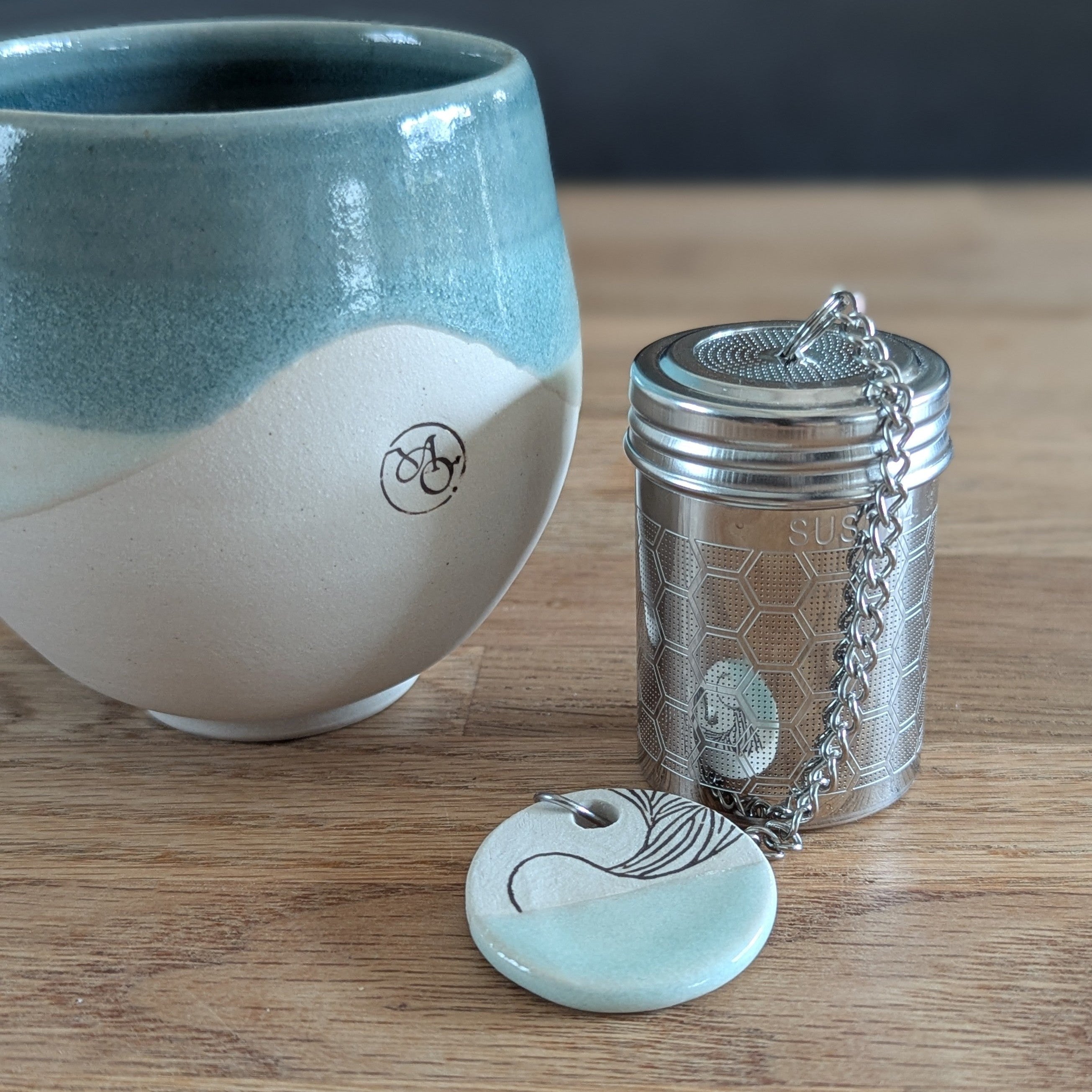 Médaillon et infuseur